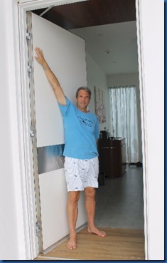 Jumeirah Maldives - big doors